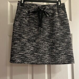 LOFT Black and White Skirt Size XS